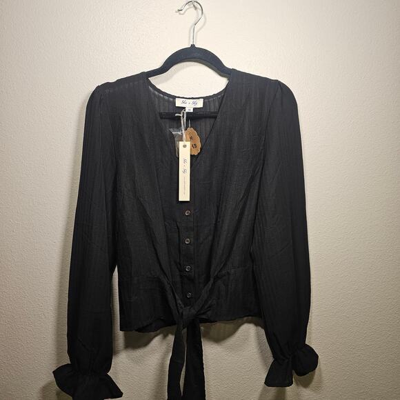 Black Ruffled She + Sky Long Sleeve Lightweight- Large- Estimated Retail $25 - Picture 1 of 3
